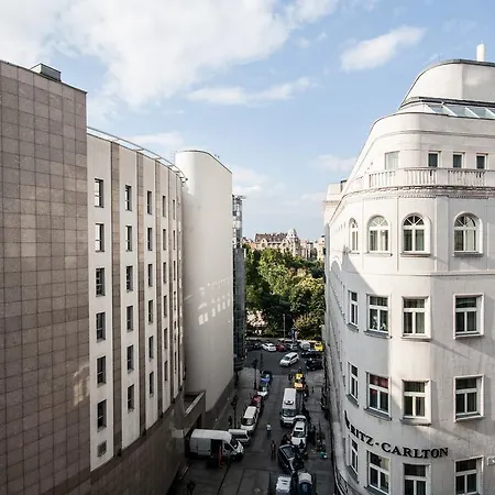 Апартаменты Deak Design Будапешт